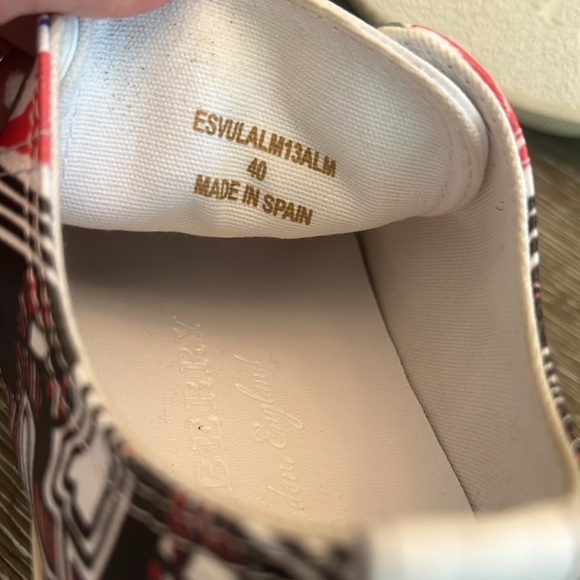 Burberry Graffiti Print Sneakers In Multi | ModeSens - Picture 8 of 9